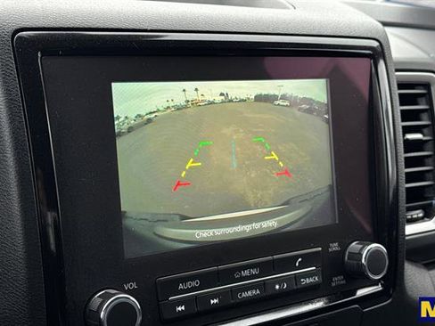 Used 2024 Nissan Frontier SV w/ Technology Package image 22