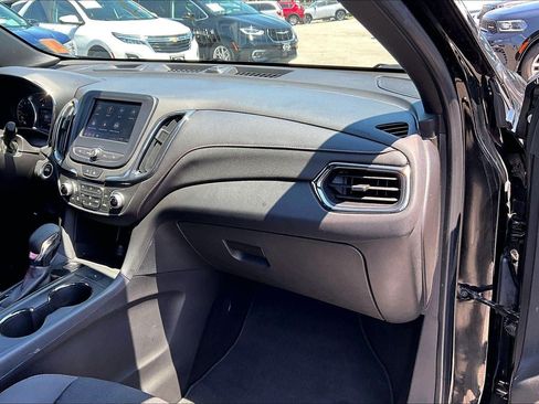 Used 2024 Chevrolet Equinox RS AWD/4WD image 15