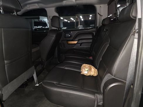 Used 2018 Chevrolet Silverado 1500 LTZ AWD/4WD image 22