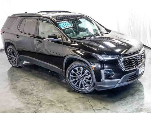 Used 2023 Chevrolet Traverse RS AWD/4WD image 6