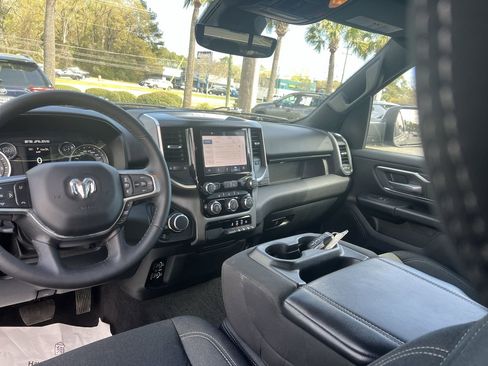 Used 2025 RAM 1500 Big Horn image 30