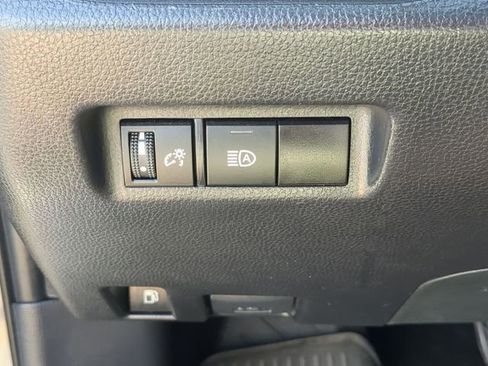 Used 2024 Toyota RAV4 LE AWD/4WD image 16