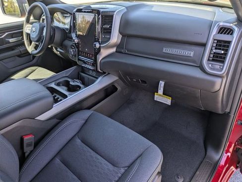 New 2026 RAM 1500 4x4 Crew Cab image 32