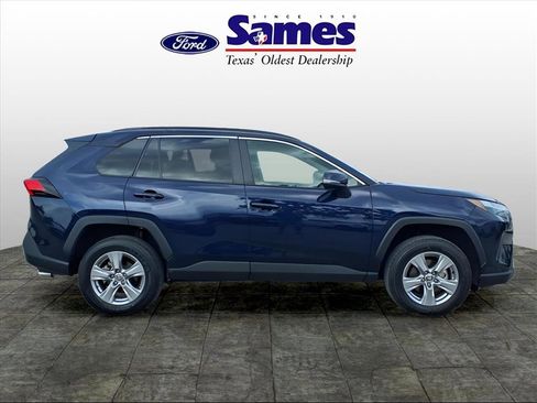 Used 2024 Toyota RAV4 XLE image 5