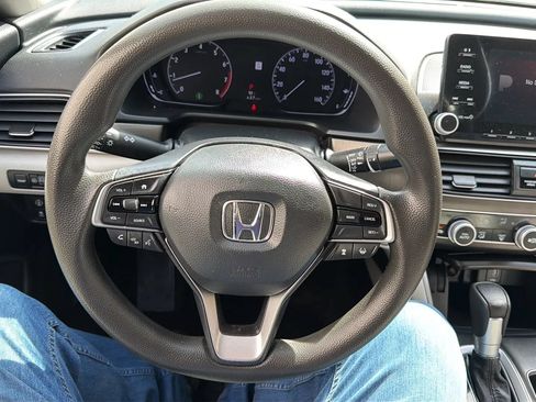 Used 2019 Honda Accord LX image 10