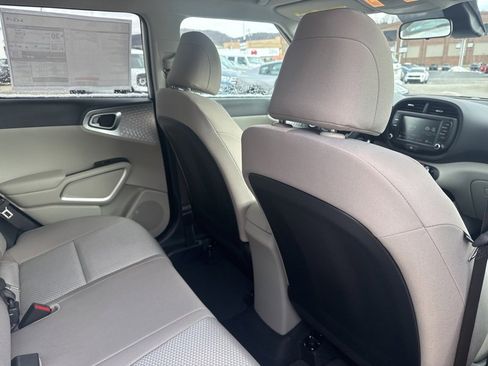 New 2025 Kia Soul LX image 13