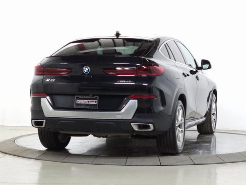 Used 2023 BMW X6 xDrive40i image 12