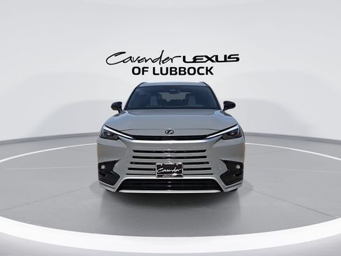 New 2026 Lexus TX 500h AWD image 3