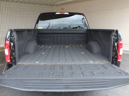 Used 2018 Ford F150 XLT AWD/4WD image 22