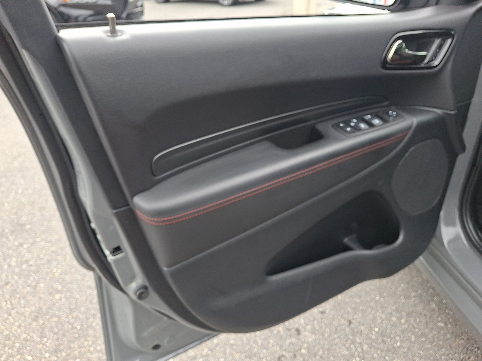 Used 2025 Dodge Durango R/T AWD/4WD image 13