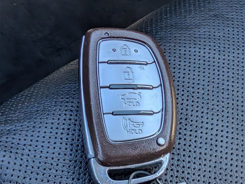 Used 2018 Hyundai Sonata Limited w/ Limited Ultimate Package 03 image 36