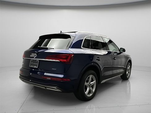 Used 2021 Audi Q5 2.0T Premium w/ Convenience Package image 7