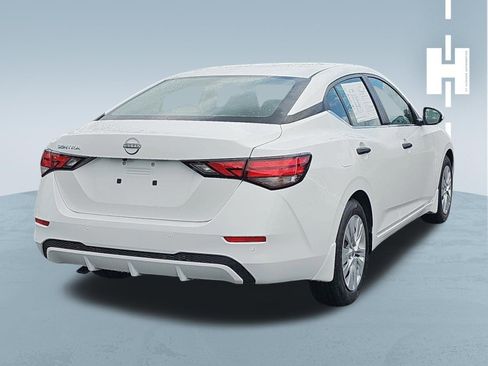 Used 2025 Nissan Sentra S FWD image 4