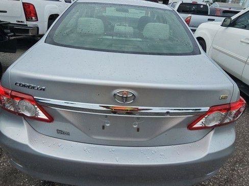 Used 2011 Toyota Corolla LE FWD image 11