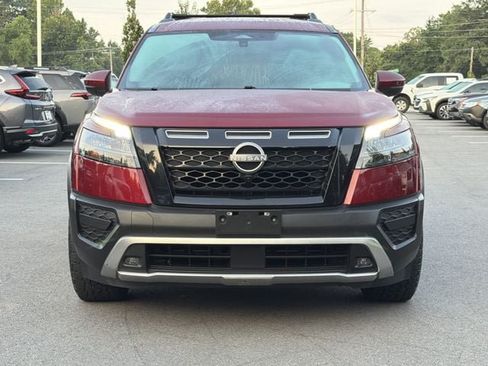 Used 2024 Nissan Pathfinder Rock Creek AWD/4WD image 8