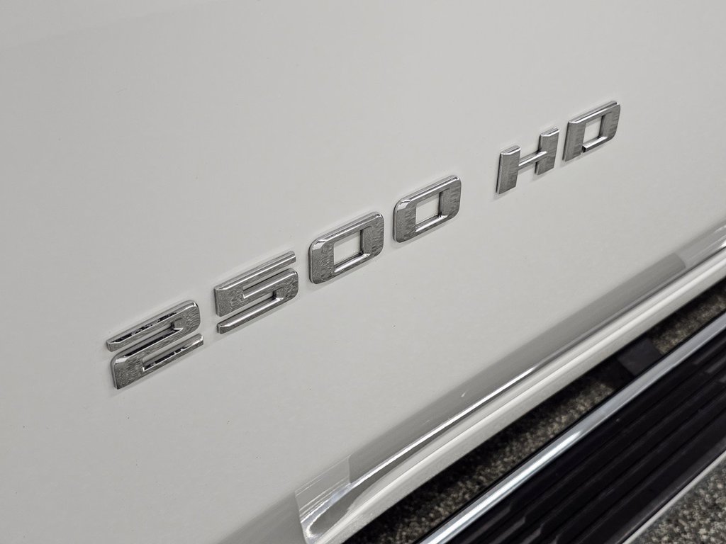 Used 2025 Chevrolet Silverado 2500 LT w/ All Star Edition AWD/4WD image 29