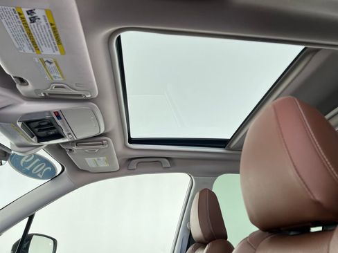 Used 2019 Subaru Forester Touring AWD/4WD image 23