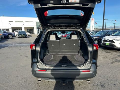 Used 2023 Toyota RAV4 XLE Premium image 24