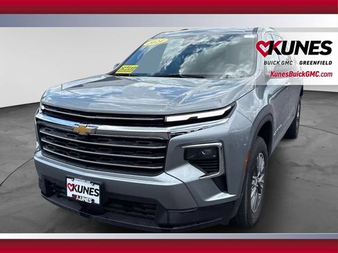 Used 2024 Chevrolet Traverse LT AWD/4WD image 13