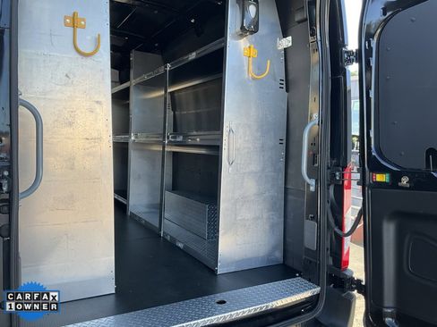 Used 2022 Ford E-Transit 148 High Roof Extended w/ Load Area Protection Package image 10