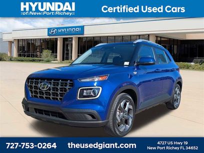 Certified 2023 Hyundai Venue Limited w/ Cargo Package