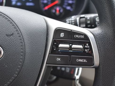 Used 2019 Kia Sorento FWD image 22