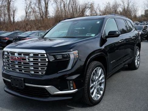 Used 2026 GMC Acadia Denali w/ Super Cruise Package image 1