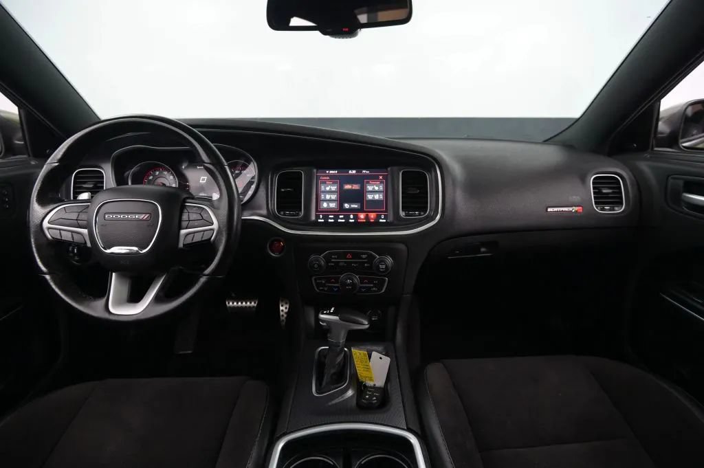 Used 2018 Dodge Charger R/T Scat Pack w/ Dynamics Package RWD image 34