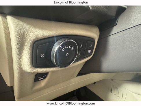 Used 2019 Lincoln Nautilus Reserve image 35