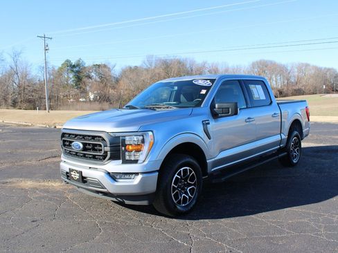 Used 2023 Ford F150 XLT w/ Equipment Group 302A High image 4