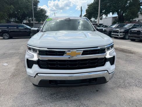 Used 2025 Chevrolet Silverado 1500 LT AWD/4WD image 9