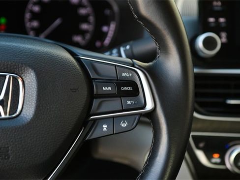 Used 2019 Honda Accord EX-L image 9