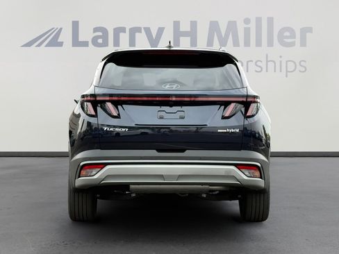Used 2025 Hyundai Tucson Limited image 5