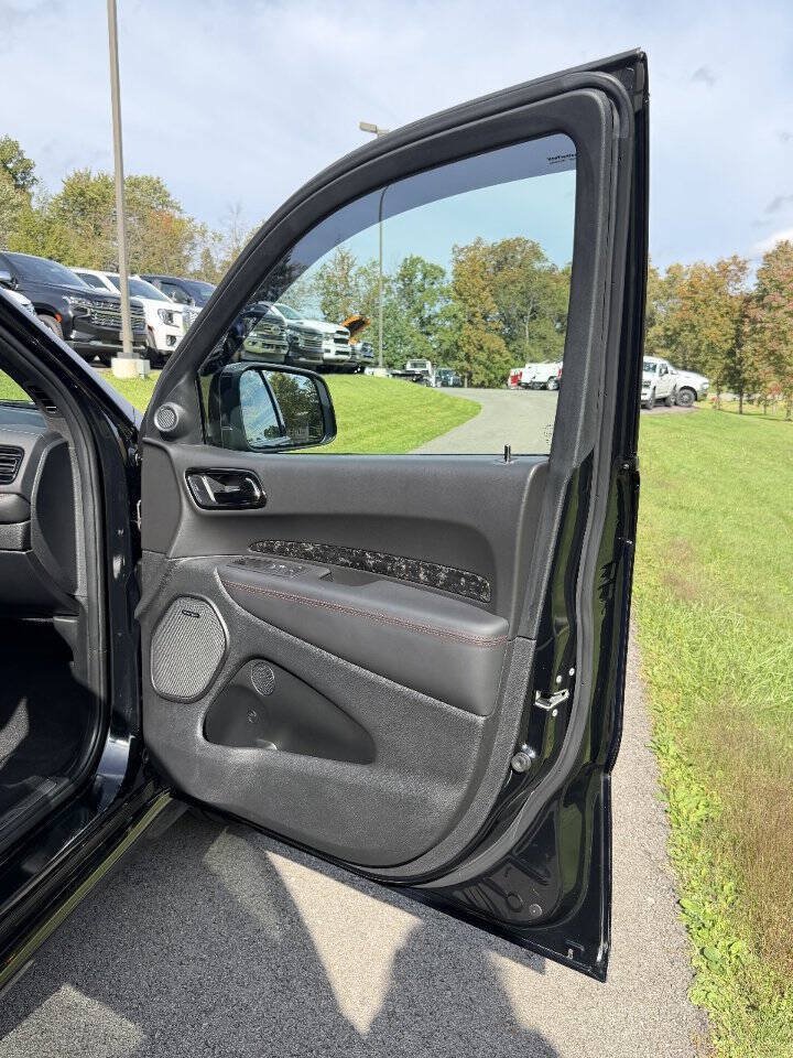 Used 2023 Dodge Durango R/T AWD/4WD image 31
