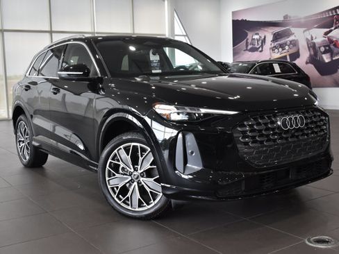 Certified 2025 Audi Q5 Premium Plus w/ Premium Plus AWD/4WD image 39