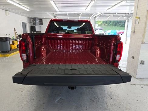 New 2024 GMC Sierra 1500 Elevation image 8