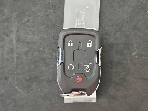 Used 2017 GMC Acadia SLE FWD image 21