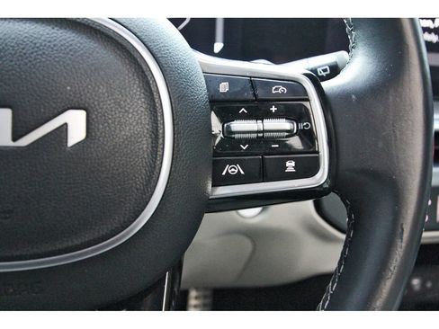 Certified 2024 Kia Sorento SX FWD image 20