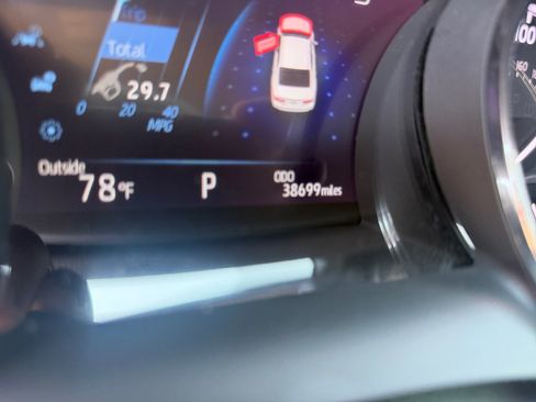 Used 2020 Toyota Camry LE w/ Convenience Package AWD/4WD image 11