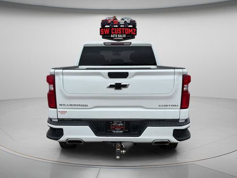 Used 2021 Chevrolet Silverado 1500 Custom Trail Boss AWD/4WD image 6