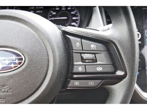 Used 2024 Subaru Crosstrek 2.0i Premium AWD/4WD image 16