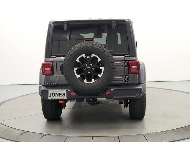 Used 2025 Jeep Wrangler Unlimited Rubicon AWD/4WD image 7