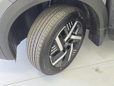 New 2026 Nissan Kicks SV w/ SV Premium Package FWD image 30