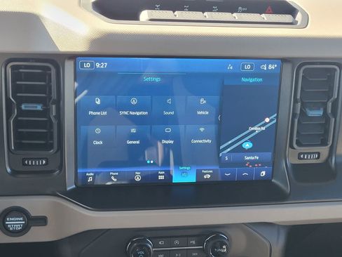 Used 2022 Ford Bronco Wildtrak image 17