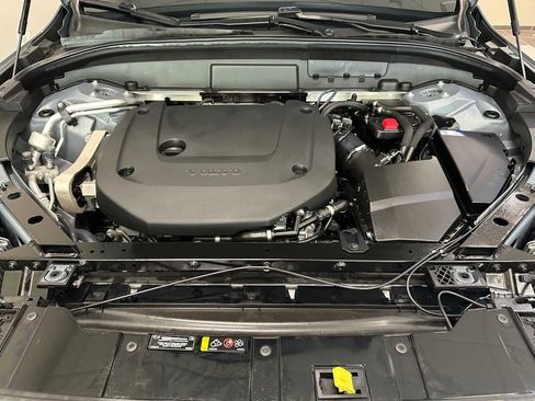 Used 2022 Volvo XC60 B6 Inscription w/ Climate Package image 9