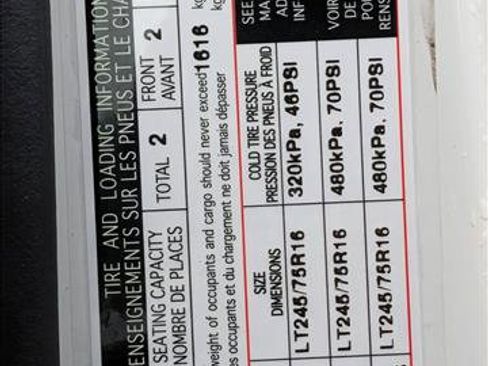 Used 2024 Mercedes-Benz Sprinter 2500 w/ Acoustic Package image 20