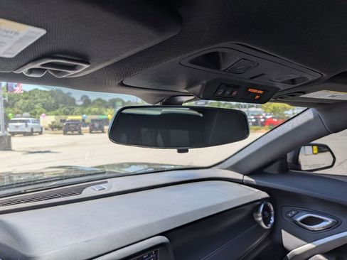 Used 2021 Chevrolet Camaro LT RWD image 26
