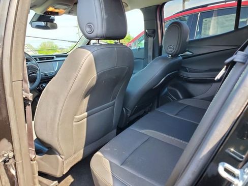 Certified 2023 Buick Encore GX Preferred w/ Cold Weather Comfort Package AWD/4WD image 12