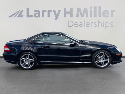 Used 2008 Mercedes-Benz SL 550 w/ AMG Sport Pkg image 6