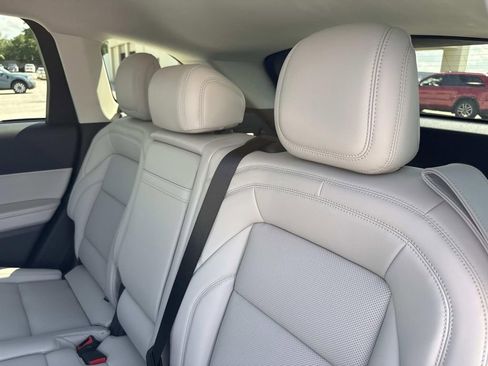 New 2026 Lincoln Nautilus Premier AWD/4WD image 14